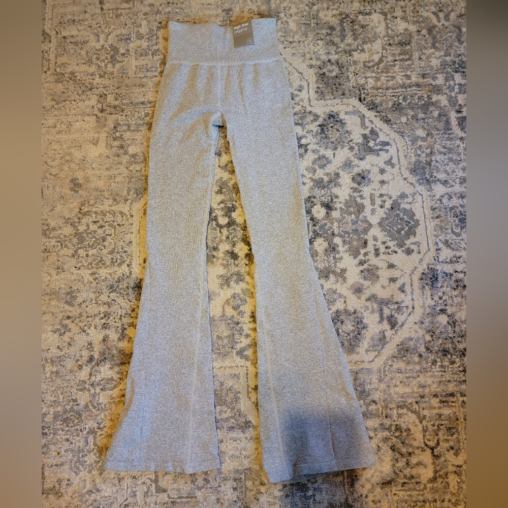 Bootcut leggings